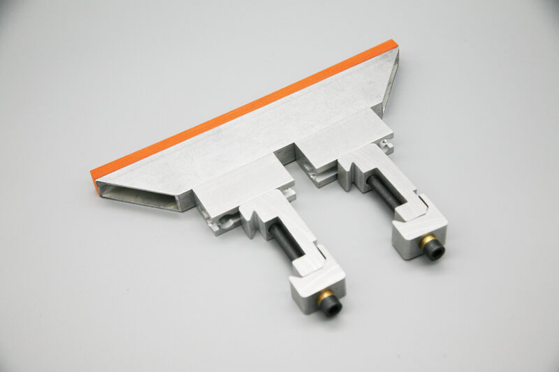 504 UPPER blanking pusher L=200mm